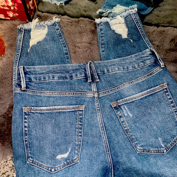 Good American curve skinny crop jeans - women’s size 8 / 29 - Picture 2 of 4